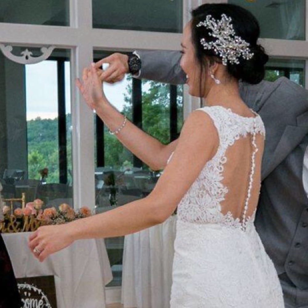 Gorgeous Crystal Bridal/Special Occasion Hairpiece